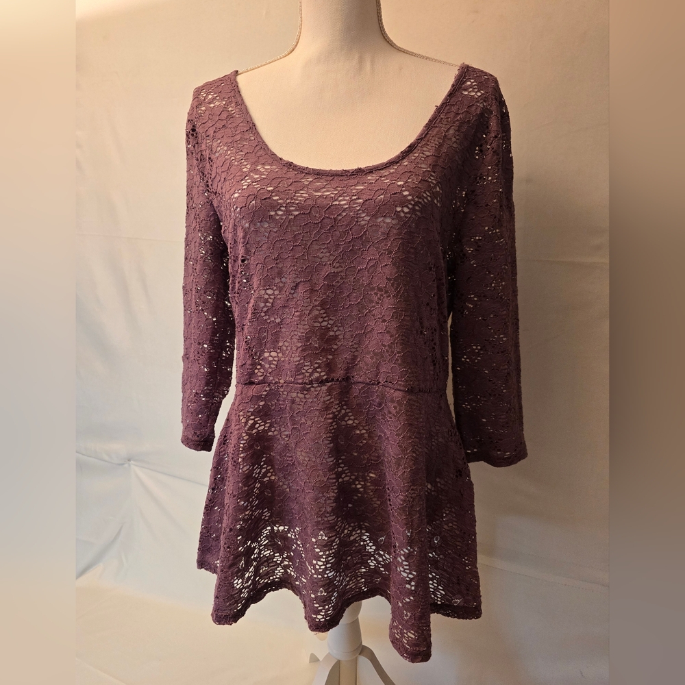 Lavendar Decree top, Size XL